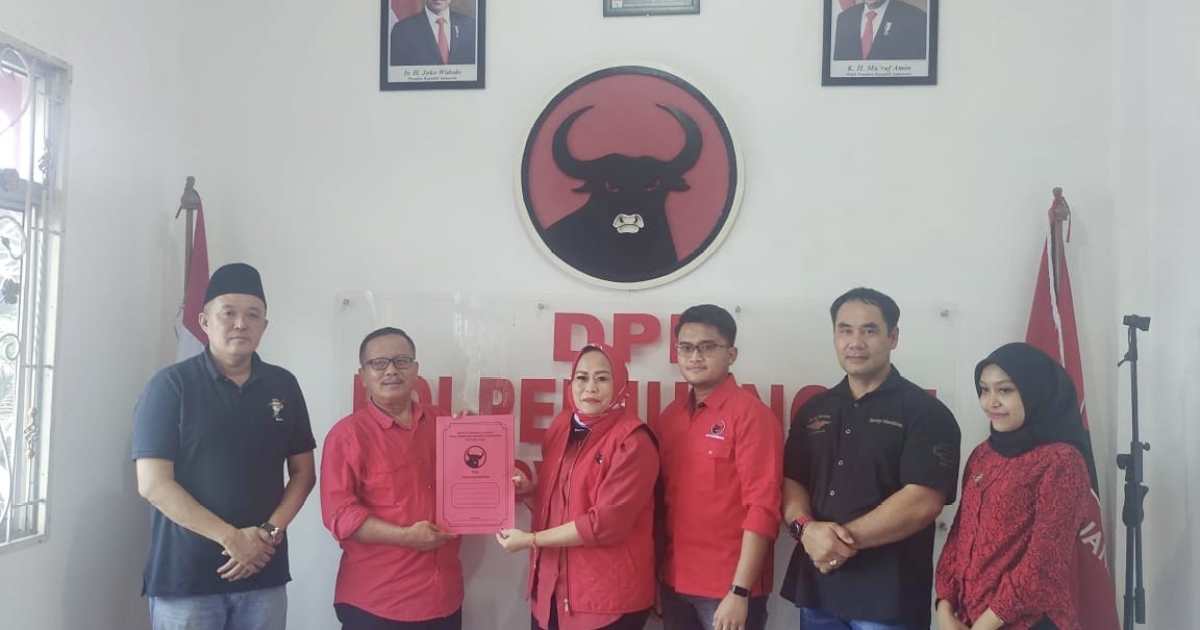 Serius Maju Balon Wagubri, Dian Wahyuni Kembalikan Formulir ke PDI-P Riau