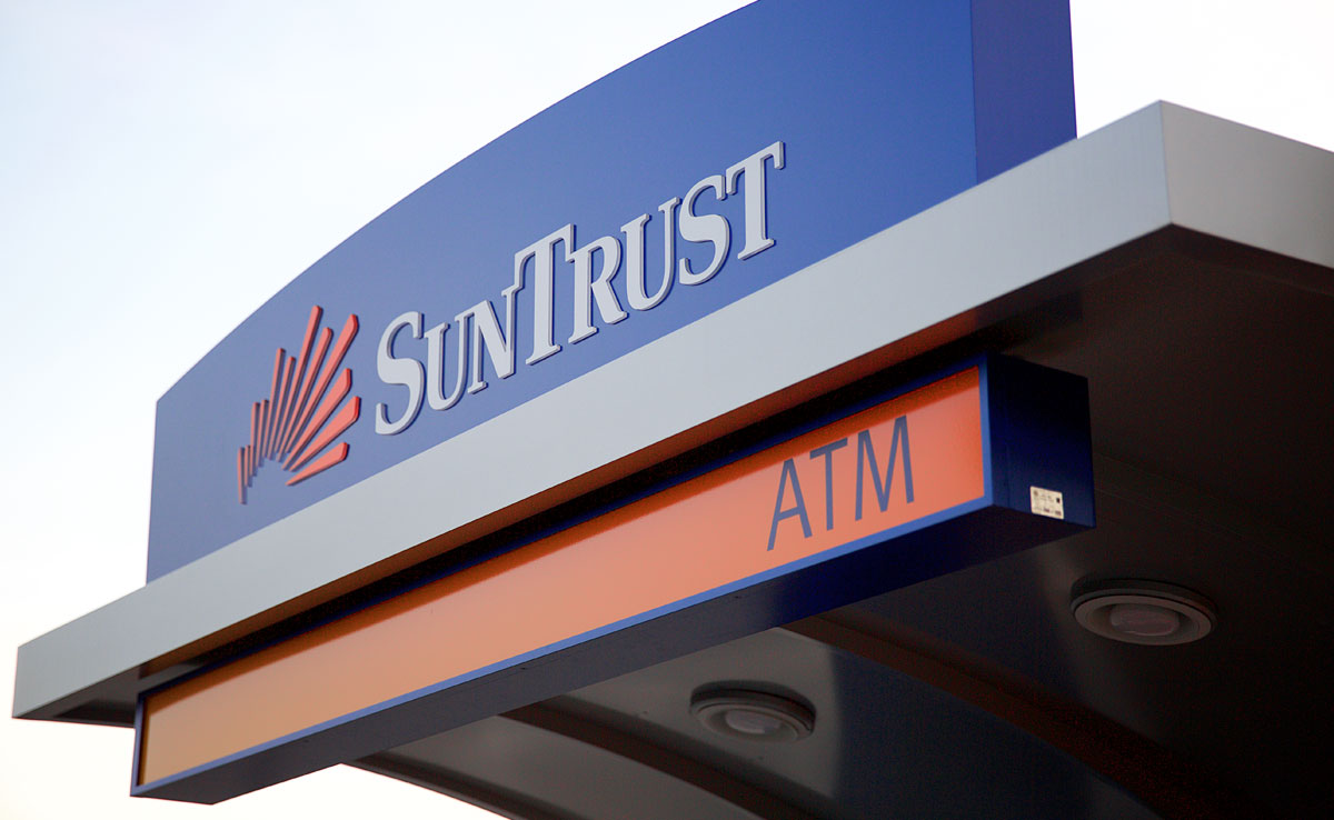 High point market || exhibitors SunTrust ATM Kiosk â Potter Construction Services