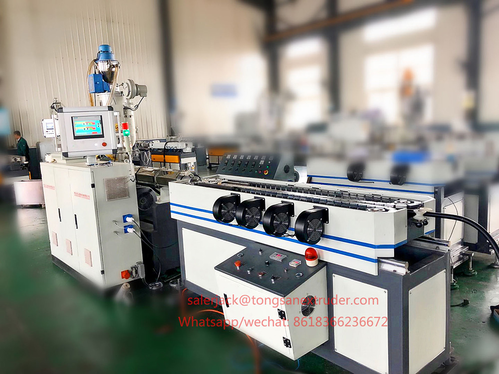 corrugated plastic pipe machine
