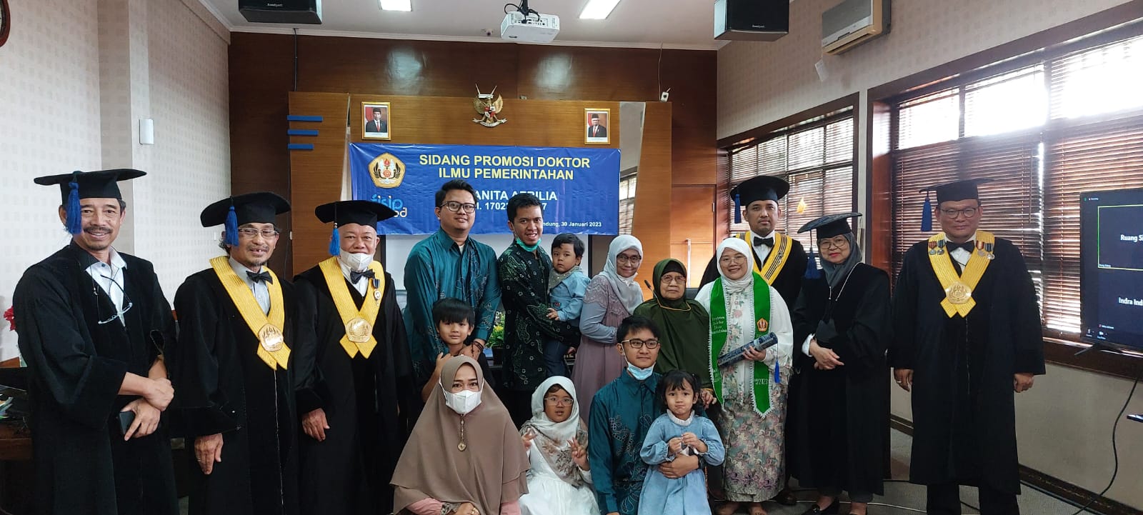 Ufa Anita Afrilia Raih Gelar Doktor di Program Studi Ilmu Pemerintahan