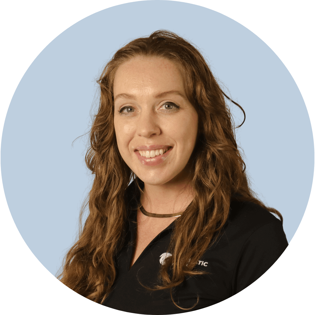 Allison Gonzalez - Gorgeous Nature Picture - 4K