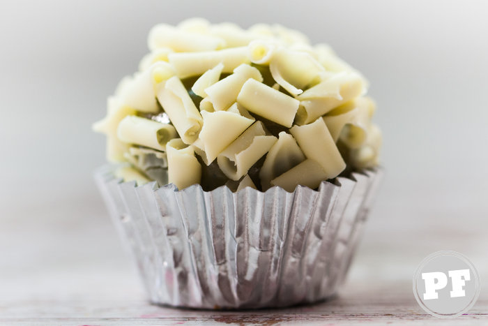 Brigadeiro de Matcha (Chá Verde) por PratoFundo.com
