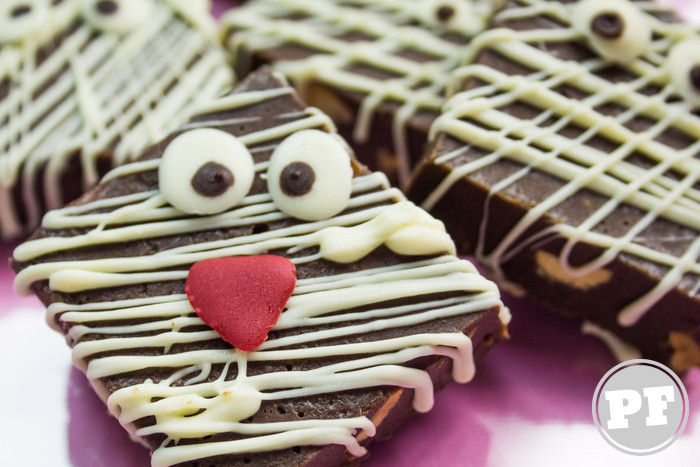 Múmias de Fudge de Chocolate e Pasta de Amendoim