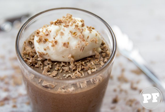 Mousse de Chocolate Clássica por PratoFundo.com