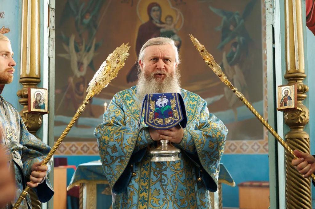 В праздник Успения Пресвятой Богородицы митрополит Пантелеимон совершил Литургию в Успенском храме с. Малоивановка