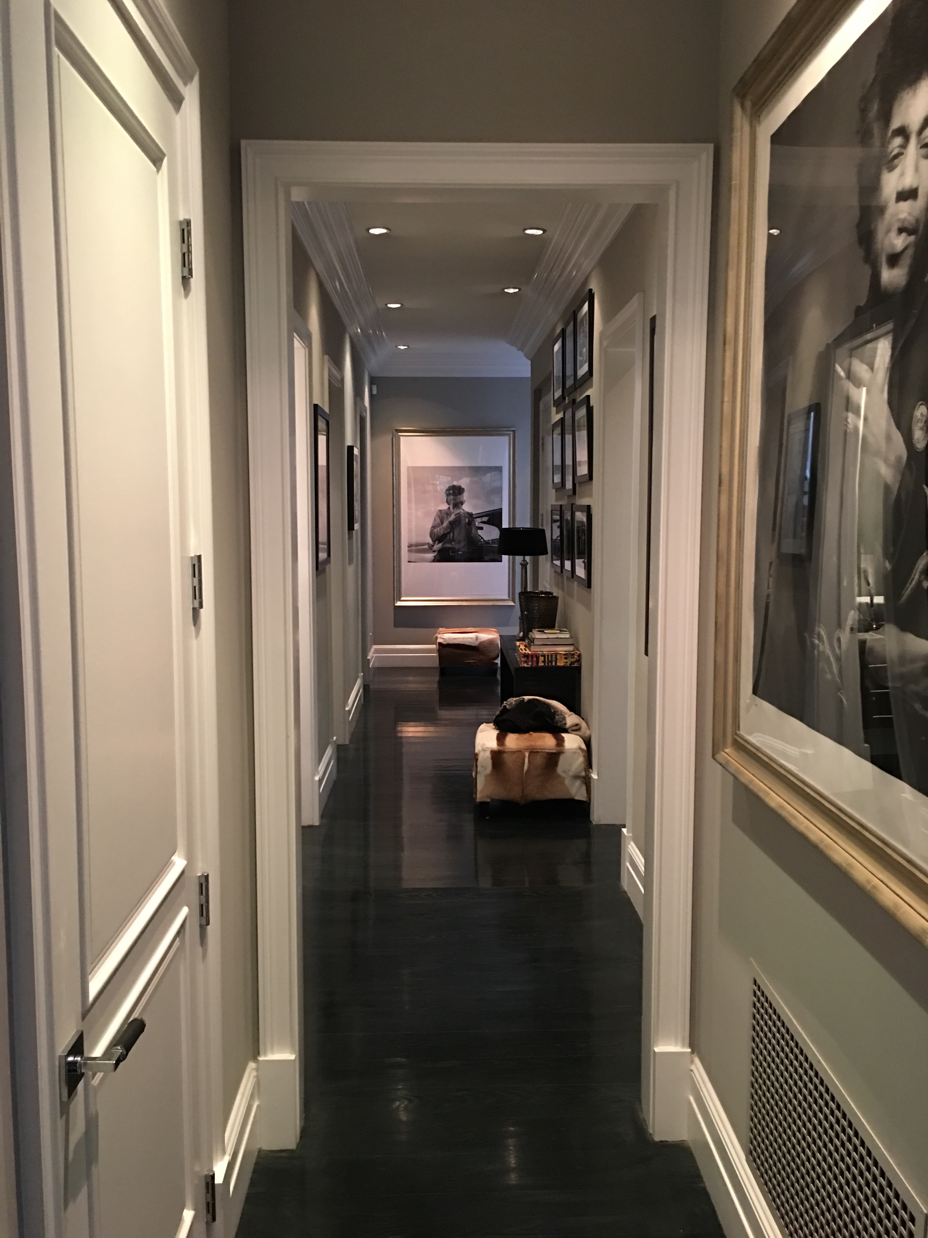 PHOTOS - Découvrez la maison de Laeticia et Johnny Hallyday à Los Angeles -  Gala