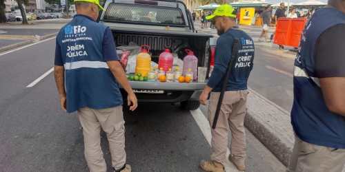 Em um mês, Operação Verão multou 160 barraqueiros e apreendeu centenas de produtos - Prefeitura da Cidade do Rio de Janeiro - prefeitura.rio
