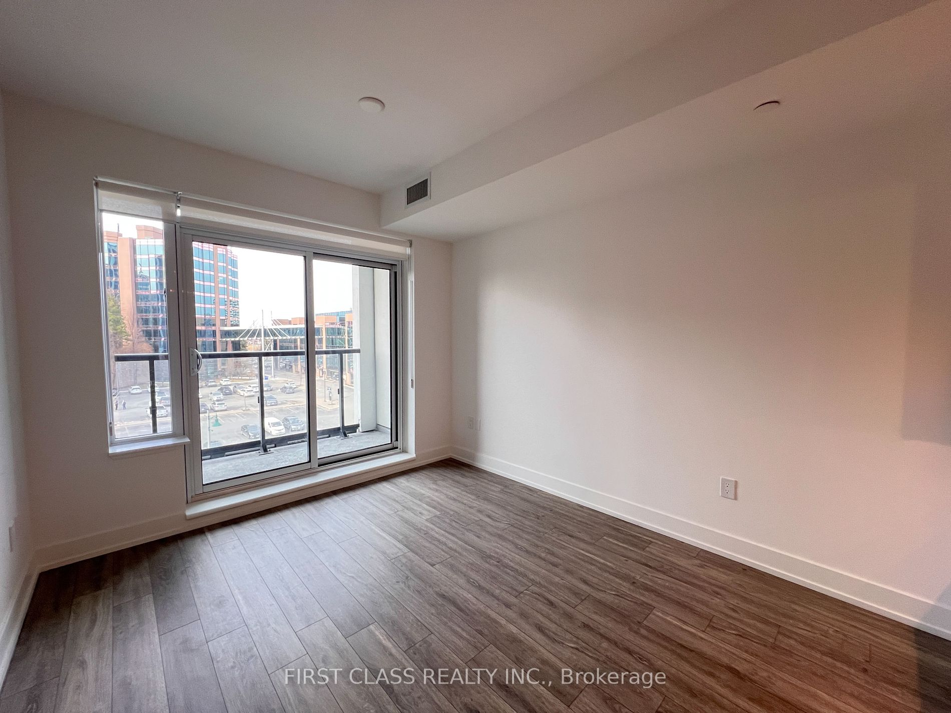 Unit 615 - Vendome Condo 4