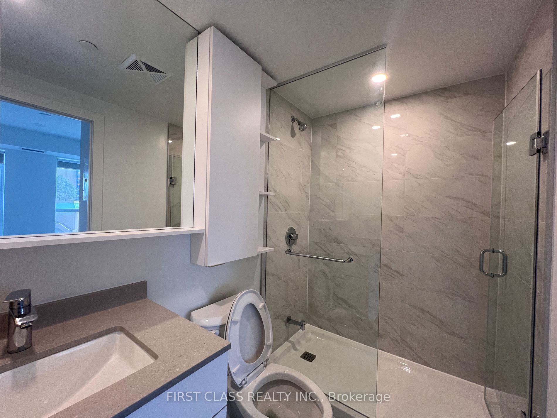 Unit 615 - Vendome Condo 2