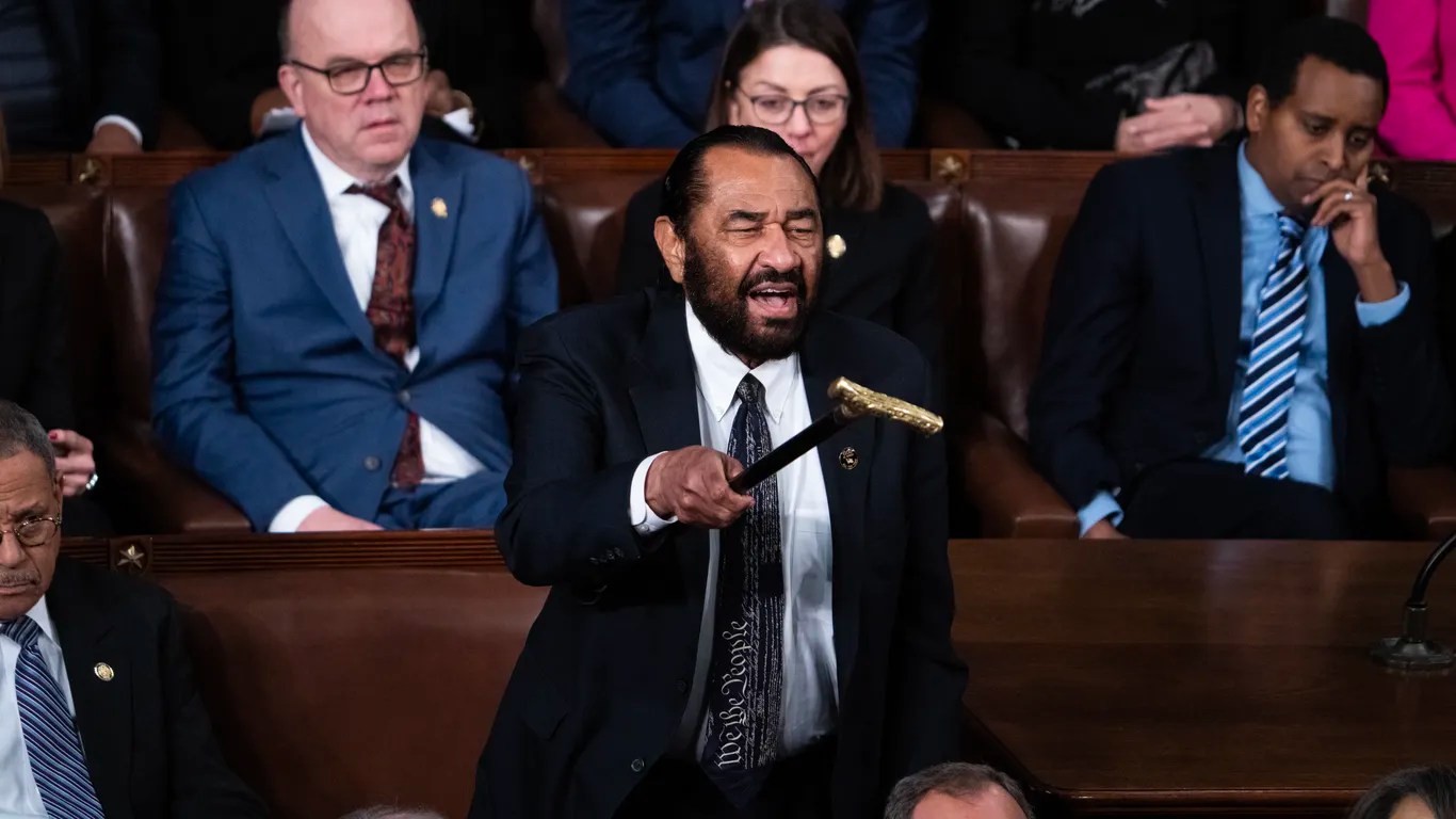 Congresista Al Green es Censurado por Interrumpir a Trump
