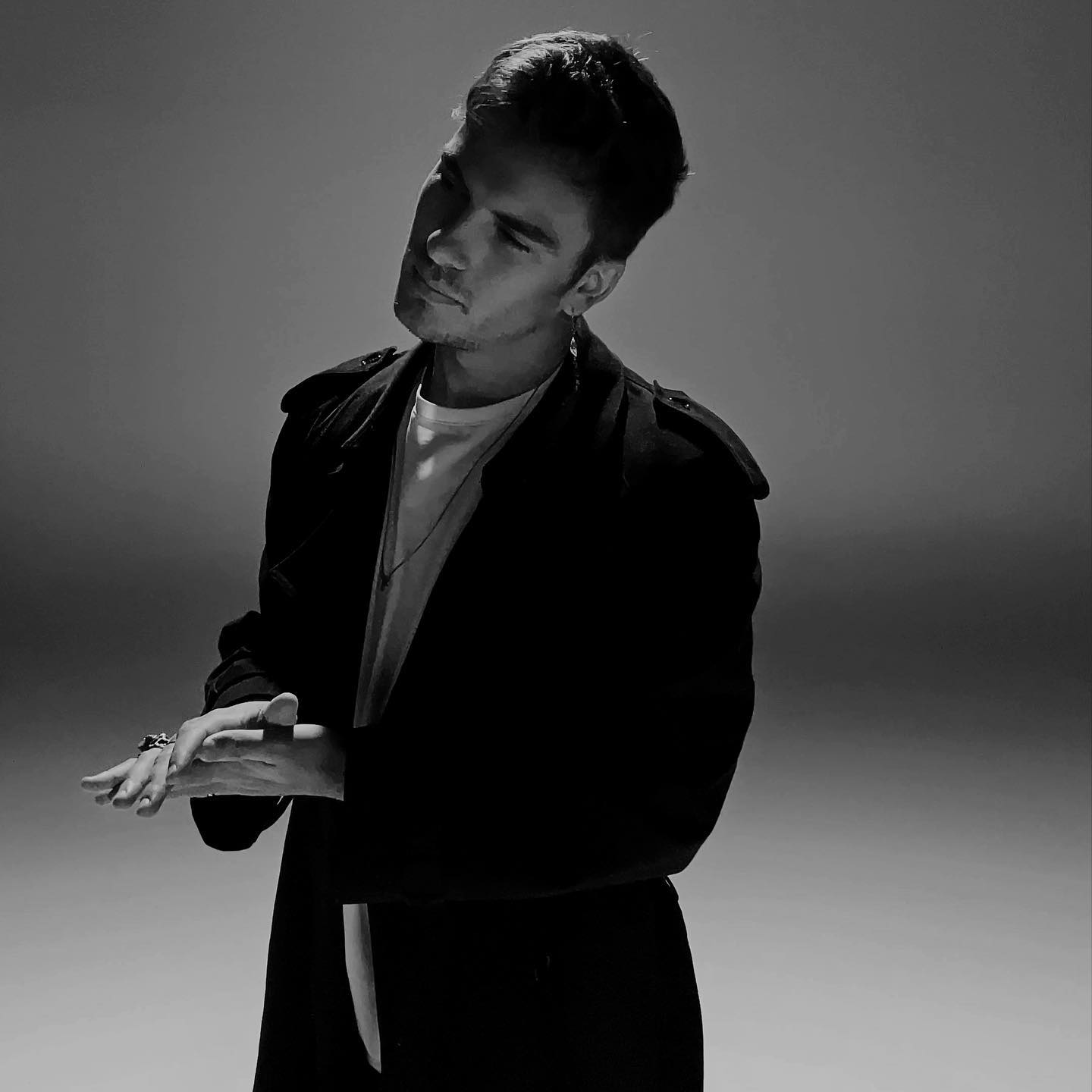 DVICIO - 1 - ANDRES