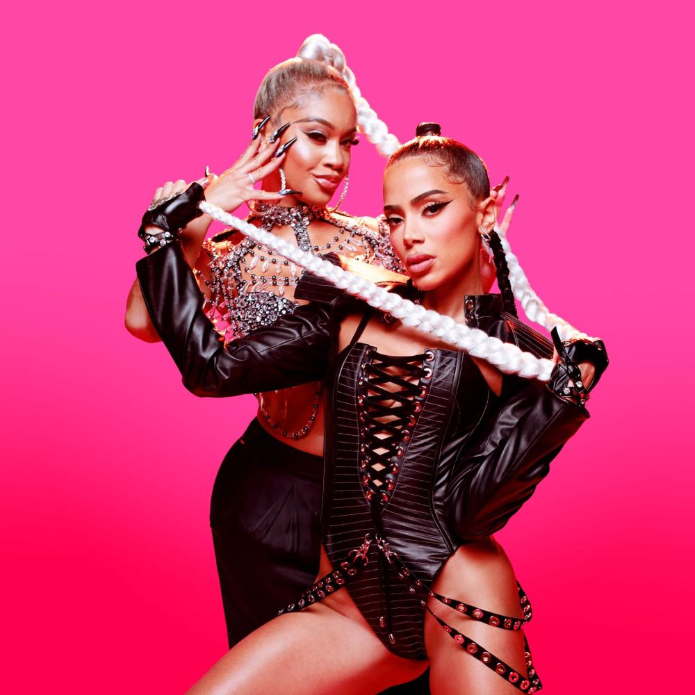 Anitta-Saweetie