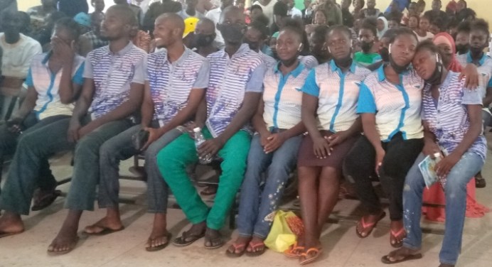 Police Hand Over Freed  Kaduna College Students To School  Officials