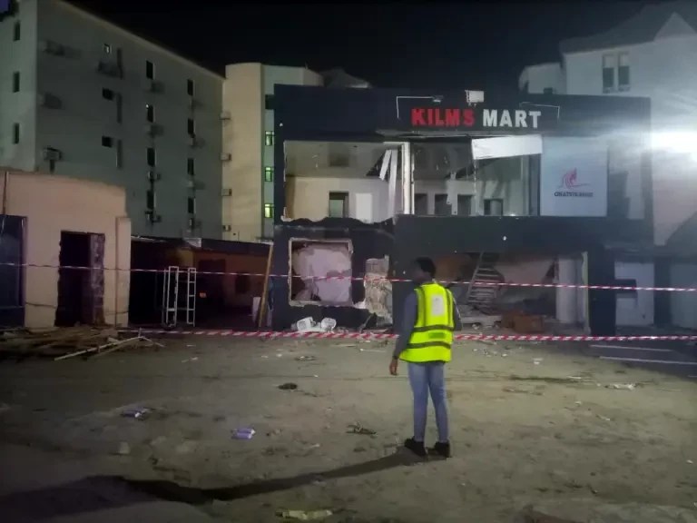 One Killed As Storey Building Collapses in Lagos