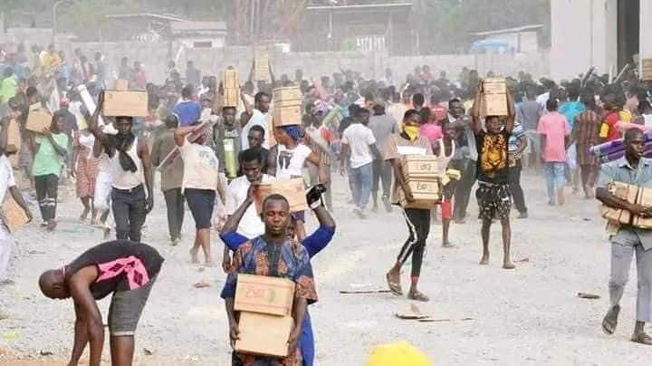 FCT residents break into NEMA warehouse, cart away foodstuffs
