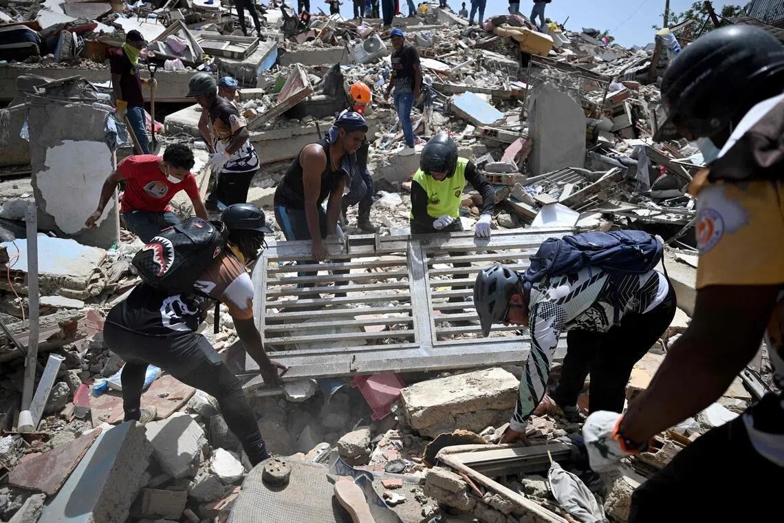Venezuela Death Toll Nears 1,500 as Rescue Continues