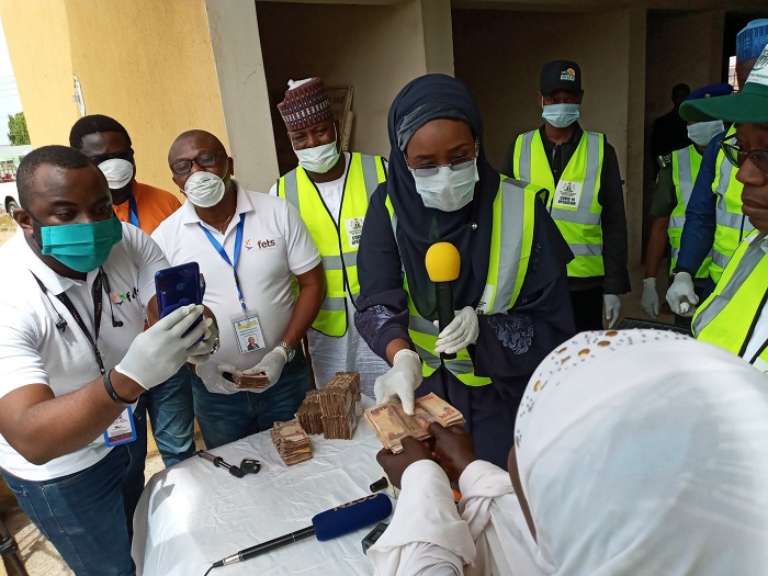 509 Women Receive FG Cash Grant In Kwara