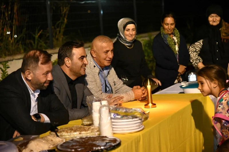 Başkan Özlü, Komşuluk ve Dayanışma İçin Başiskele’de Buluştu