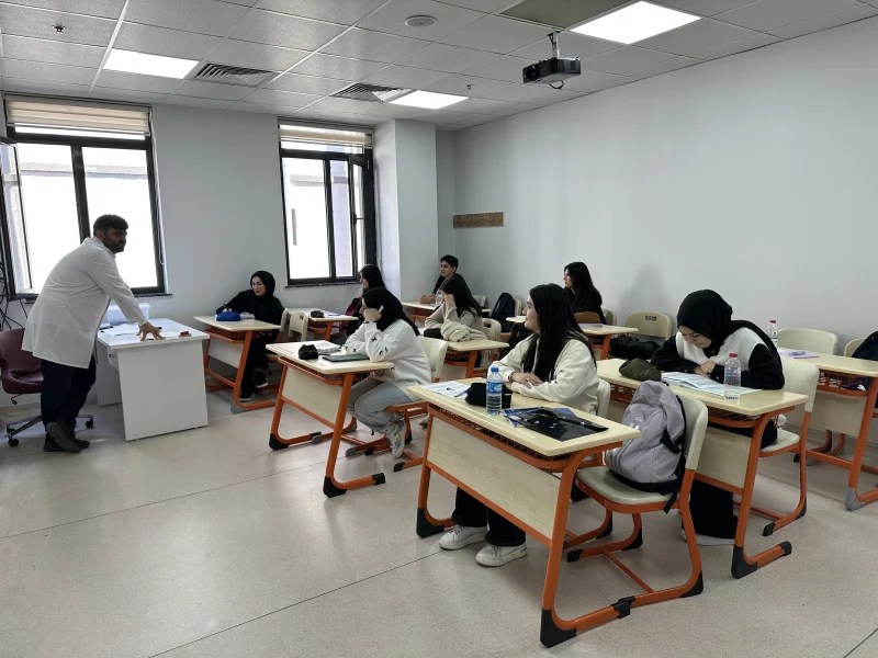 Gençlik merkezinde üniversiteye hazırlık heyecanı başladı