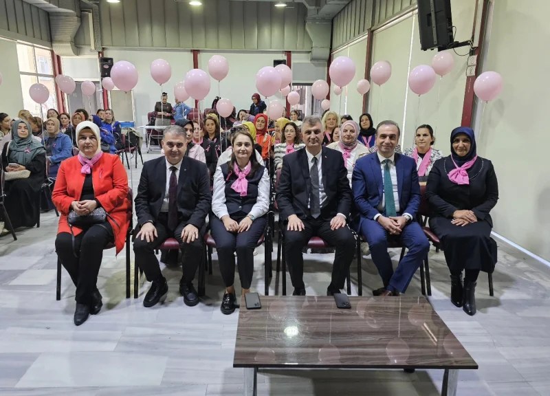 Gölcük’te meme kanseri paneline yoğun ilgi!