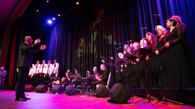 Yaşlılar Türk Halk Müziği konserinde keyifli anlar yaşadı