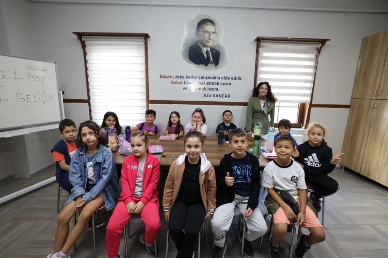 Çocuk üniversitesinde yeni eğitim yılı heyecanı başladı
