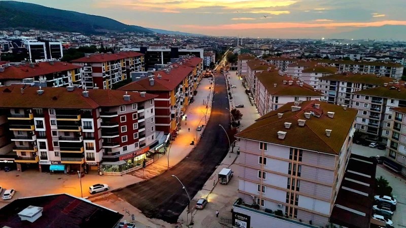Körfez’de gece asfalt mesaisi!