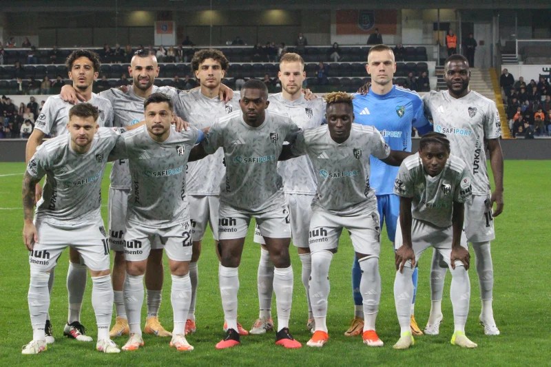 Kocaelispor Başakşehir’de Uzatmalarda Yıkıldı!