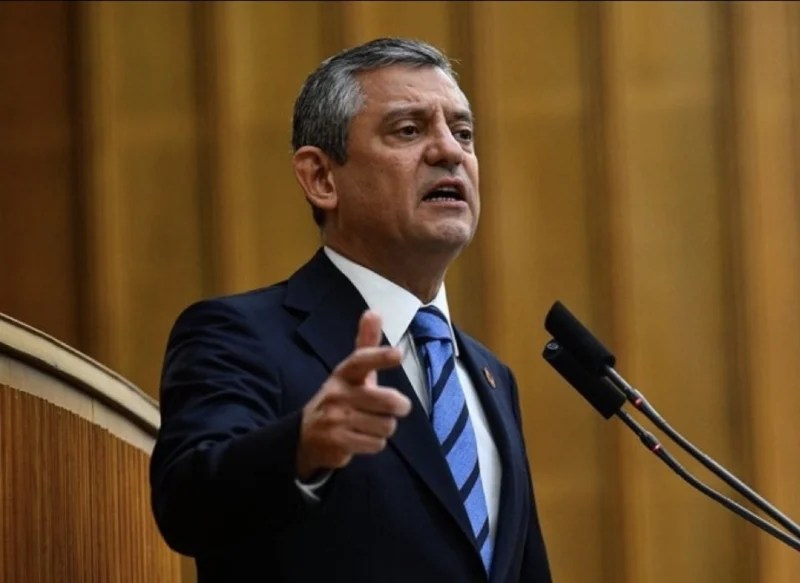Özgür Özel’den DEM Parti Tepkisi!