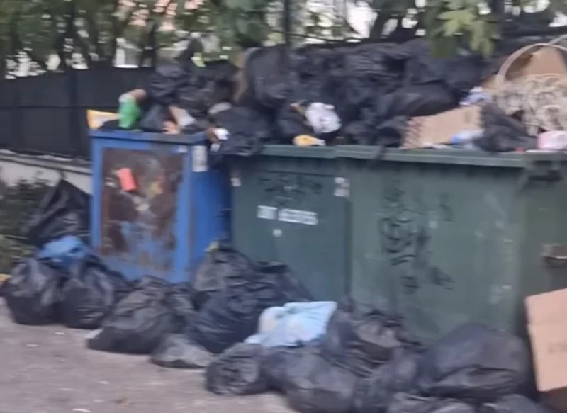 İzmit Yahya Kaptan’da Çöp Sorunu Giderek Büyüyor!