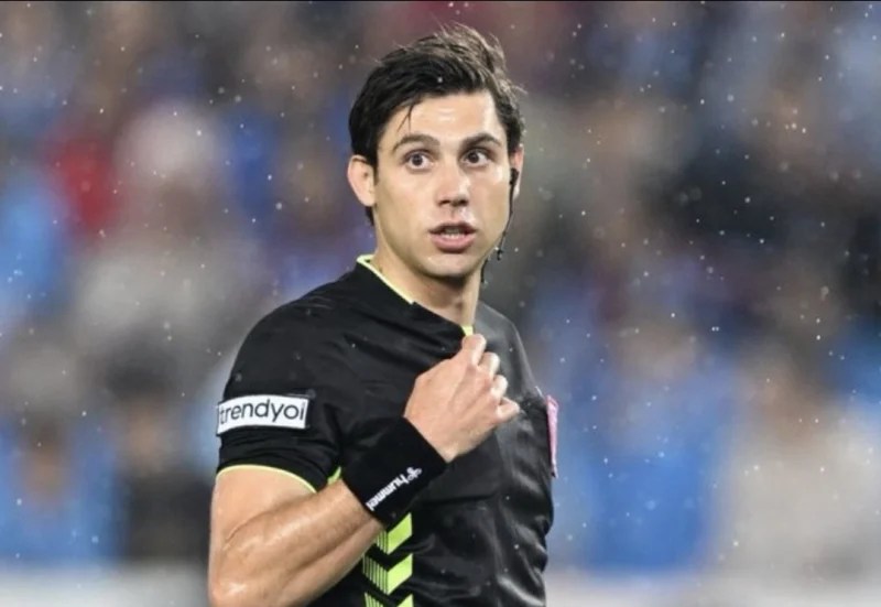 Kocaelispor Taraftarından Hakem Tepkisi!