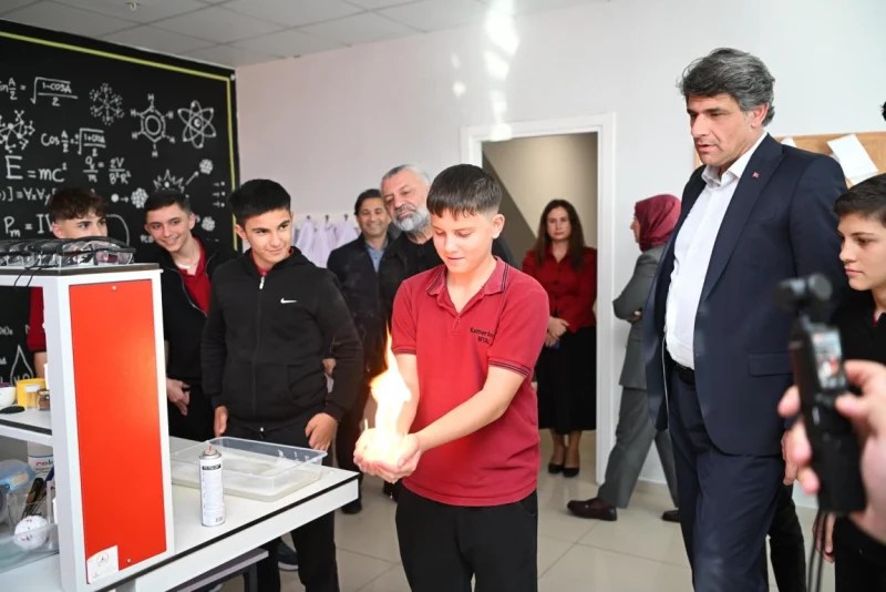 Başkan Kocaman, Kartepe’de Gençlerle Buluştu!