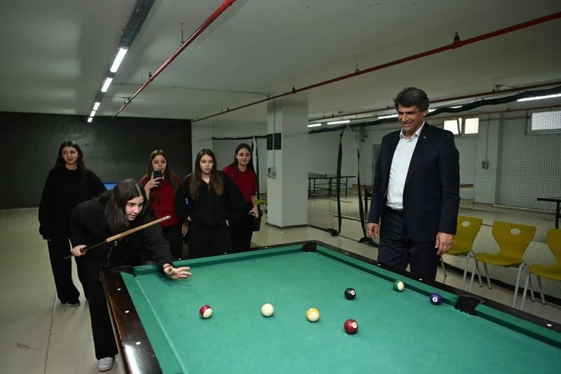 Başkan Kocaman, Kartepe’de Gençlerle Buluştu!