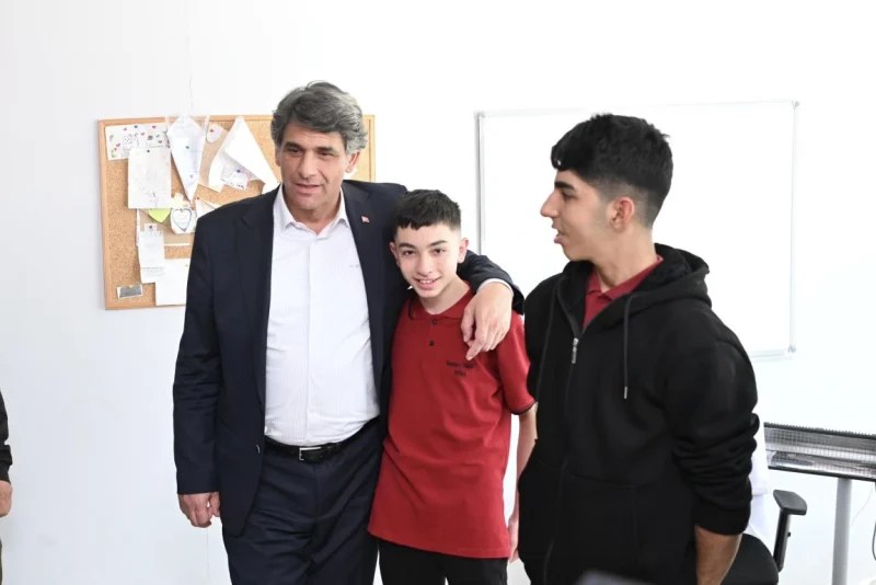 Başkan Kocaman, Kartepe’de Gençlerle Buluştu!