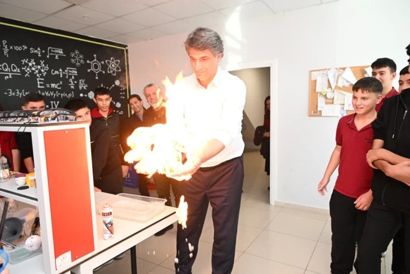 Başkan Kocaman, Kartepe’de Gençlerle Buluştu!