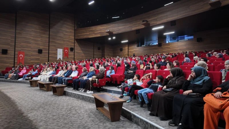 Çayırova’da Kitap Günleri Coşkusu!
