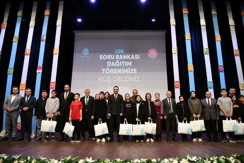 Başiskele’de LGS’ye hazırlanan öğrencilere destek!
