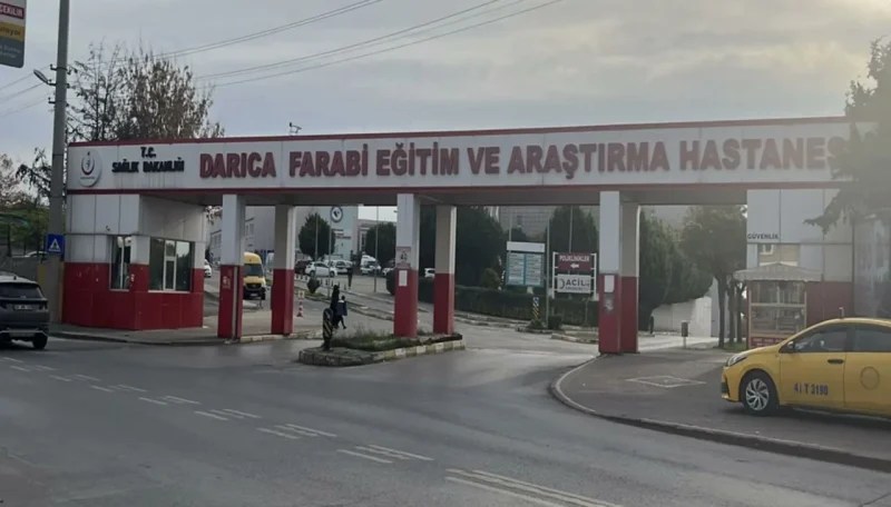 Gebze’de Tavuk Zehirlenmesi: 14 Öğrenci Hastaneye Kaldırıldı!