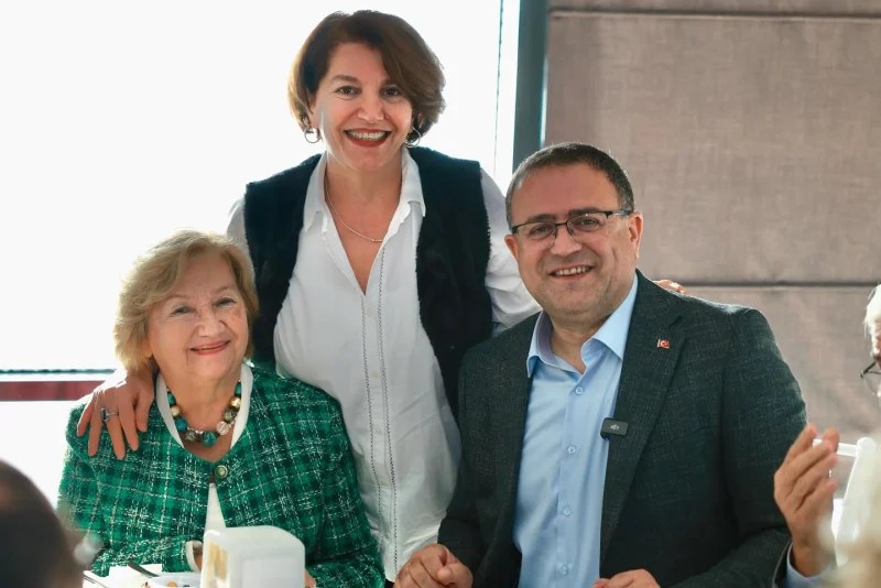 Derince’de Başkan Gökçe’den Çınarlarla Vefa Buluşması!