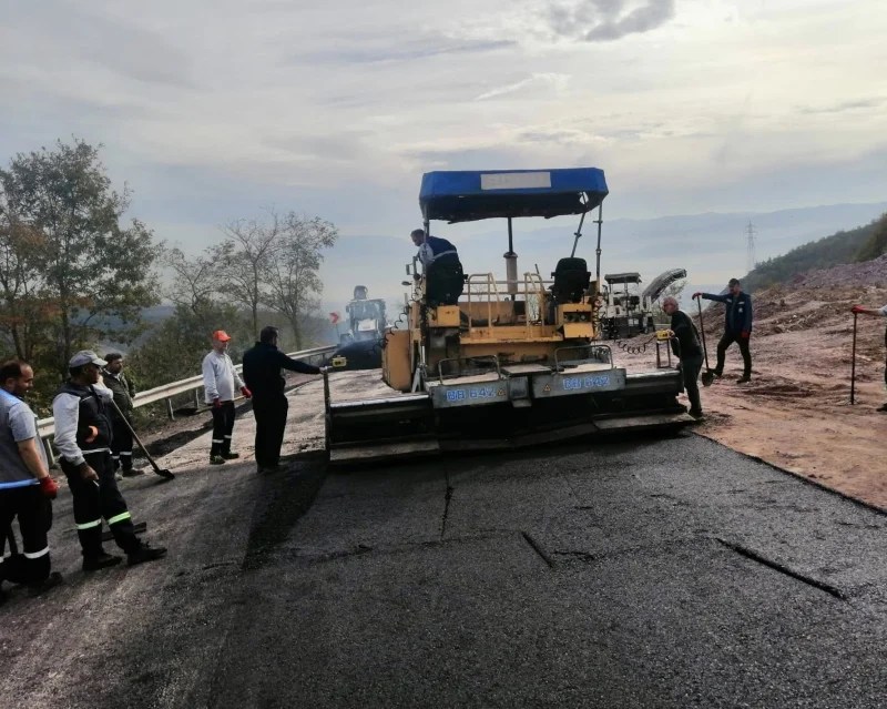 Körfez’de Yol İyileştirme Çalışmaları Sürüyor!