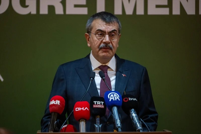 Milli Eğitim Bakanı Tekin: Eğitime Başlama Yaşı Yeniden Gözden Geçirilmeli!