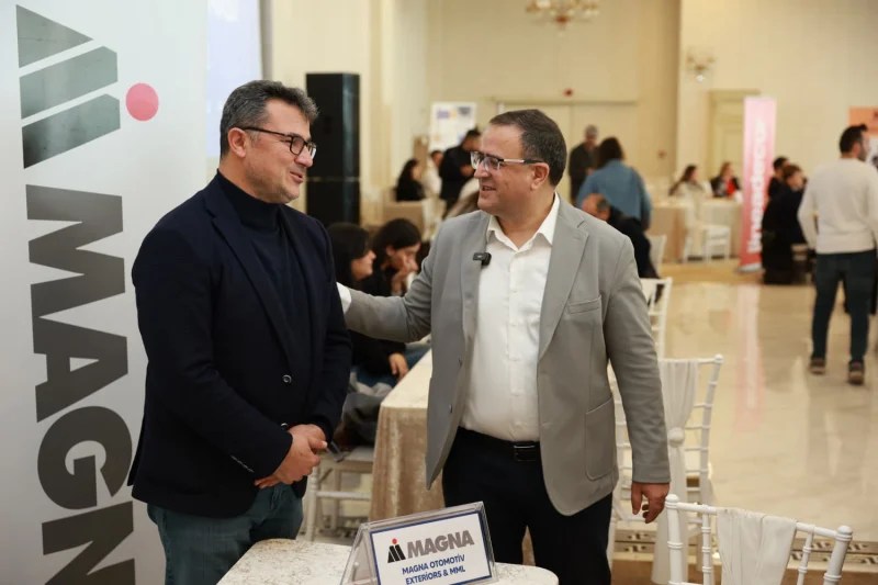Derince’de Kariyer ve İstihdam Günleri Yoğun İlgi Gördü!