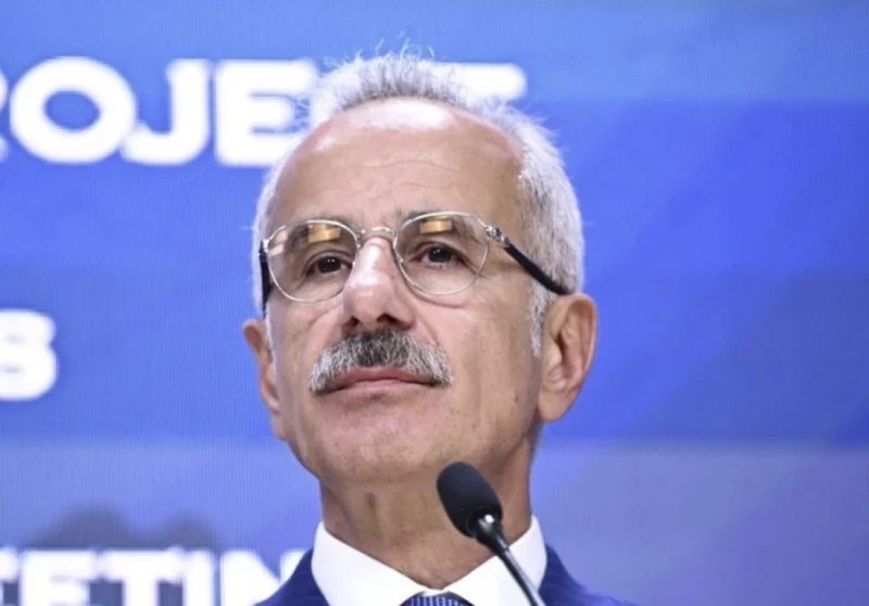 Ulaştırma Bakanı Uraloğlu: Metro Tünelleri Acil Barınma Sağlıyor