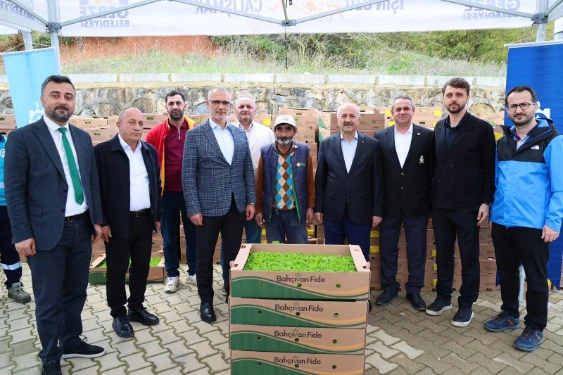 Gebze’de Sebze Fidesi Dağıtımı Kadıllı’da Gerçekleşti!