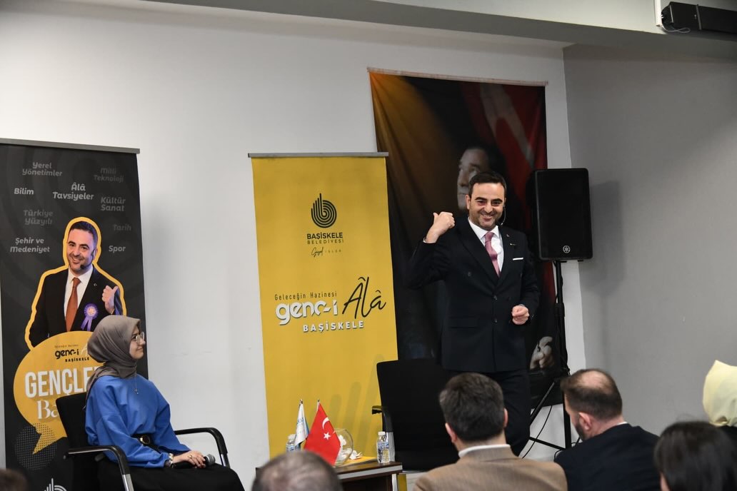 Başiskele’de Başkan Özlü, gençlerle buluştu!
