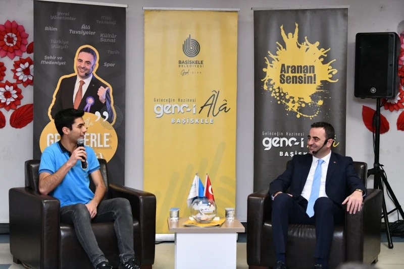 Başkan Özlü, Başiskele’de Gençlerle Buluştu!