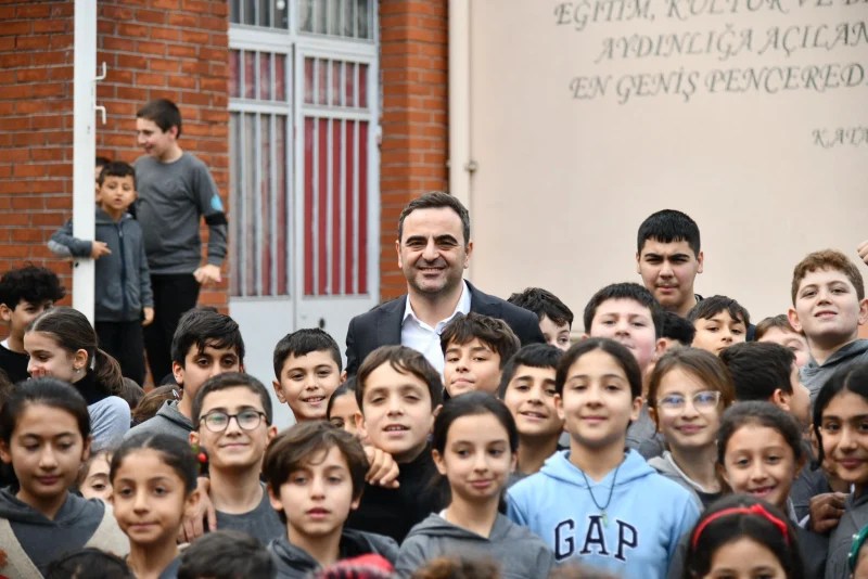 Başiskele’de Misak-ı Milli İlkokulu’na Satranç Parkı!