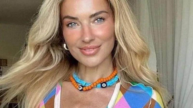 Burcu Esmersoy EYT’den Emekli Olduğunu Açıkladı!