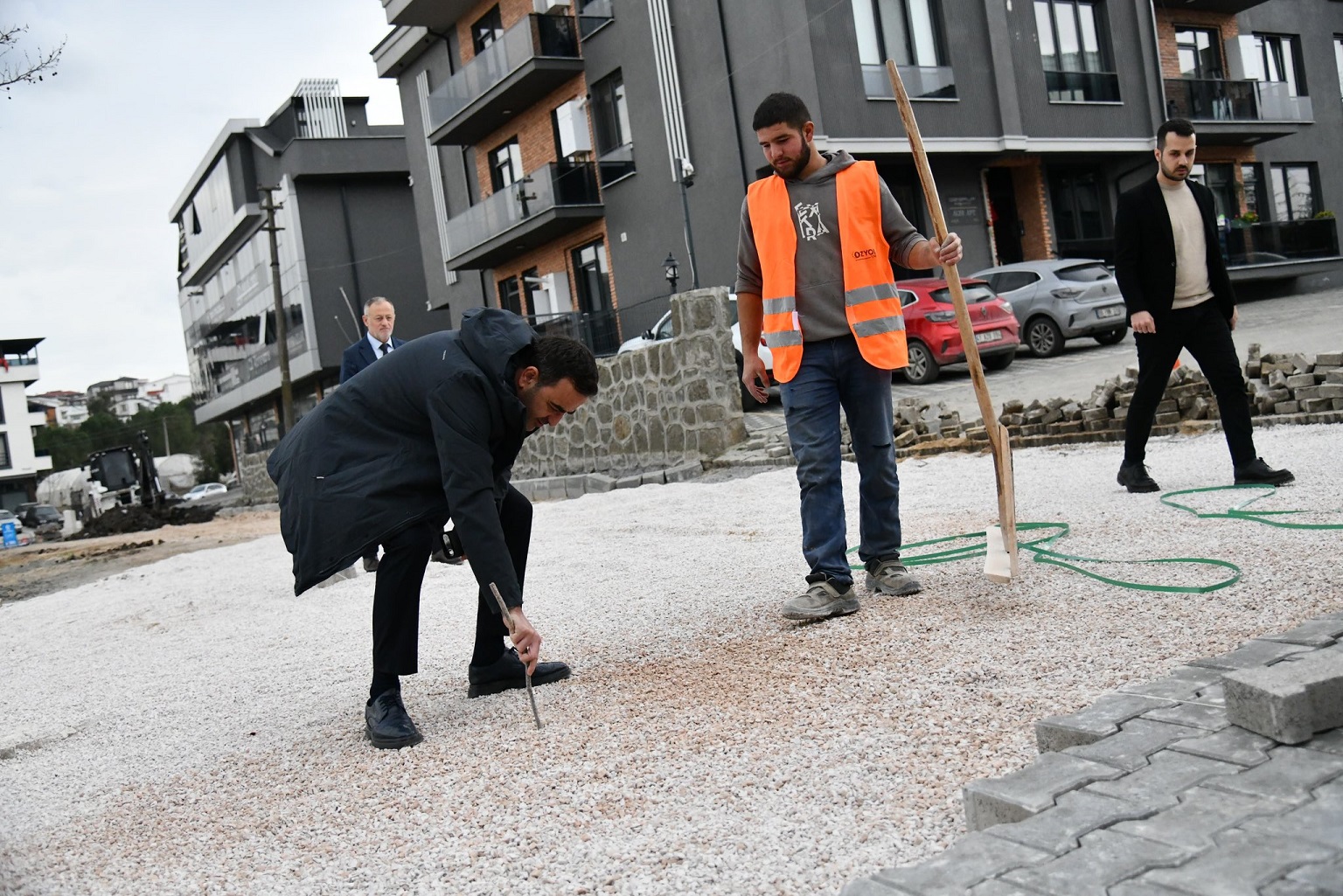 Başiskele’de üstyapı çalışmaları incelendi