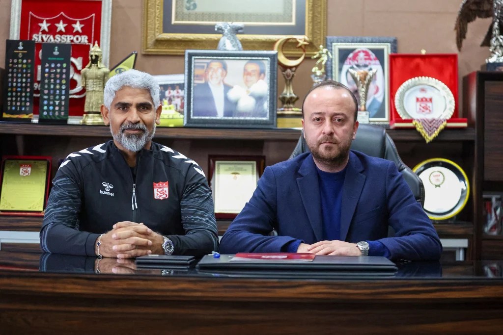 Sivasspor’da İsmet Taşdemir dönemi resmen başladı